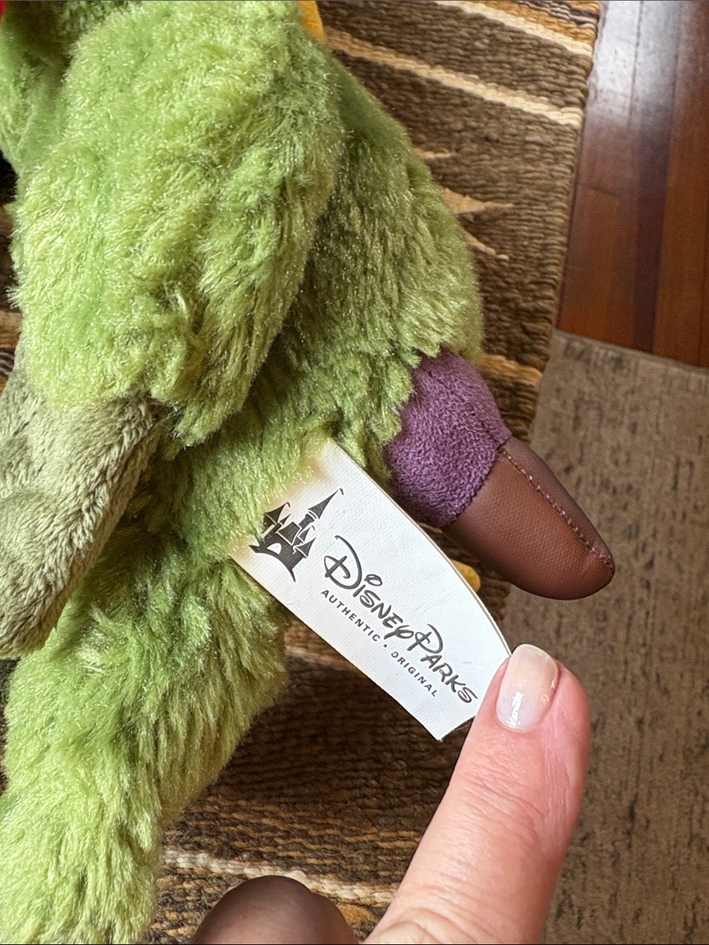 Disney Pirates of the Caribbean Peg Leg Pete Parrot Plush - Picture 5 of 7